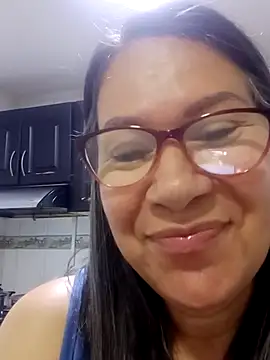 Snapshot of victoria_wayne chatting on October 2, 2025, 10:18 am victoria wayne online show from October 2, 2025, 10:18 am