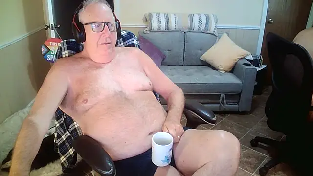 superbearboss online show from June 9, 2026, 3:02 pm