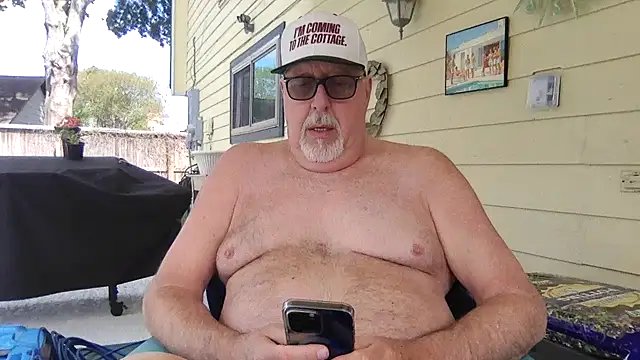 superbearboss online show from March 23, 2026, 4:29 pm