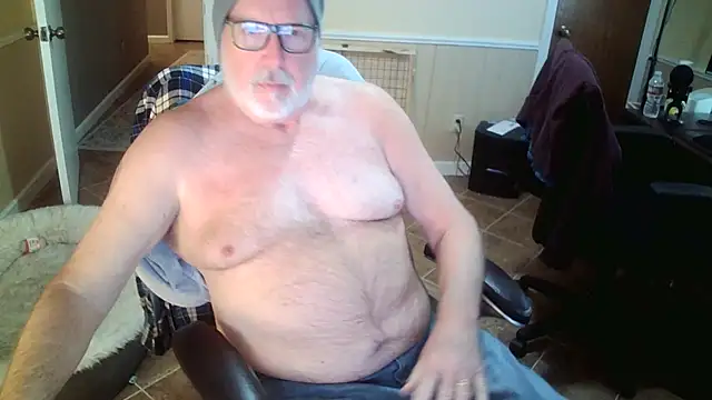 superbearboss online show from December 3, 2025, 5:34 pm