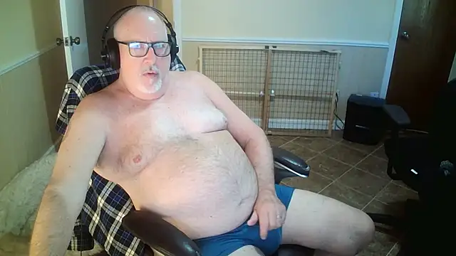 superbearboss online show from October 19, 2025, 10:12 pm