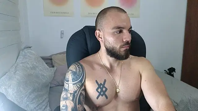 Isaac Carter online show from October 17, 2025, 11:12 am