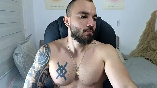 Isaac Carter online show from November 22, 2025, 10:47 am