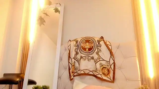 Alexa Bravva online show from April 1, 2026, 3:19 am