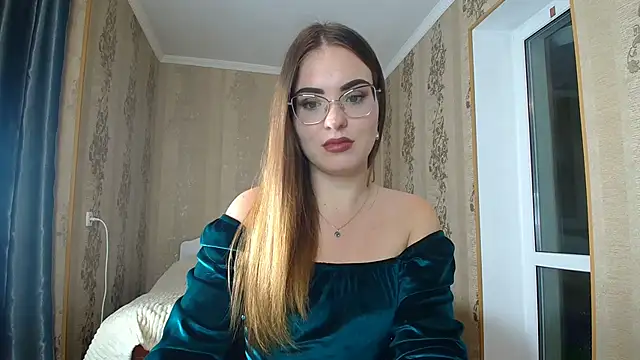 Snapshot of Leila_Kissyu chatting on October 12, 2025, 5:25 pm Leila Kissyu online show from October 12, 2025, 5:25 pm