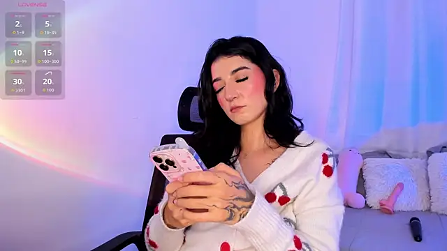 Hi Soyfer online show from December 21, 2025, 1:24 pm