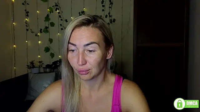 Kiss julli88I online show from September 11, 2025, 5:24 pm