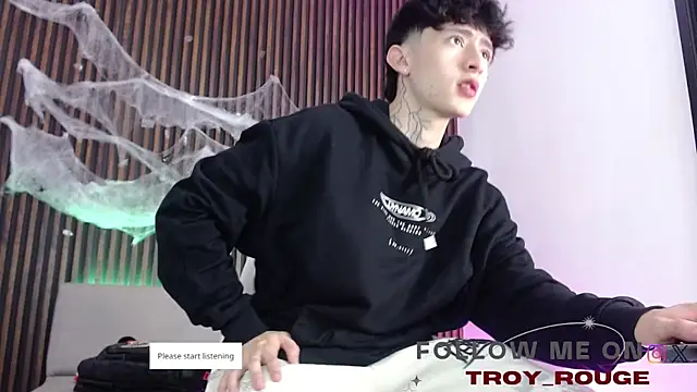 troy rouge online show from October 24, 2025, 7:46 pm