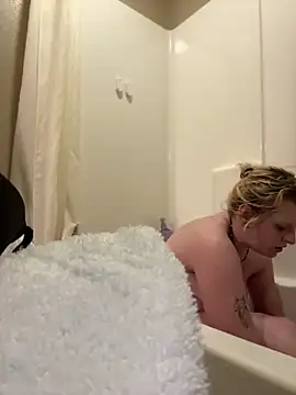 KITTYBOOBOOFUXX online show from March 13, 2026, 2:16 am