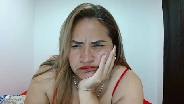 Milena Foox online show from May 8, 2026, 4:38 am