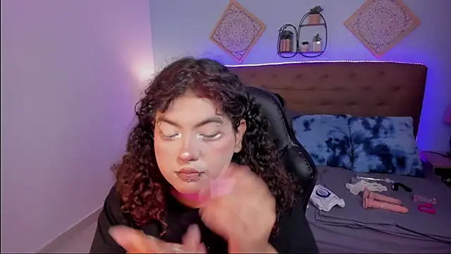  Lilly miller online show from November 24, 2025, 8:31 pm