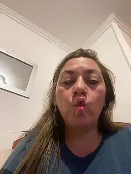 Luna-nevada online show from February 27, 2026, 1:39 am