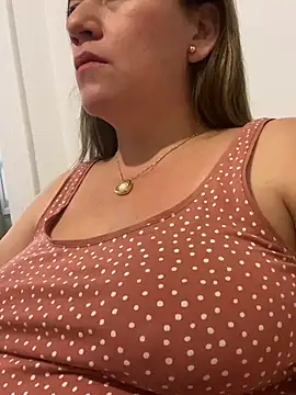 Luna-nevada online show from February 12, 2026, 10:31 pm