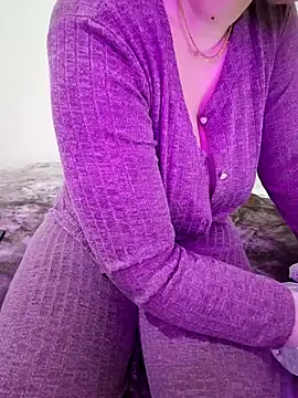 queen belisima1 online show from November 28, 2025, 8:42 pm