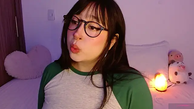 Snapshot of Oliviargf chatting on November 29, 2025, 12:22 am Oliviargf online show from November 29, 2025, 12:22 am