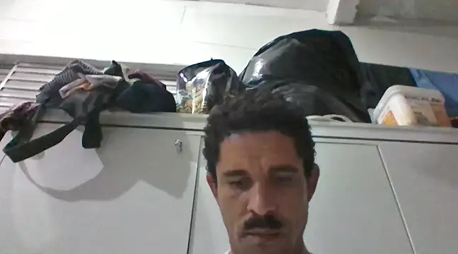 Gui23556 online show from March 8, 2025, 1:17 am