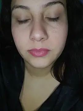 esmeralda jadees online show from March 13, 2025, 6:23 pm