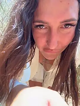 AleksandraRich online show from April 6, 2026, 4:46 am