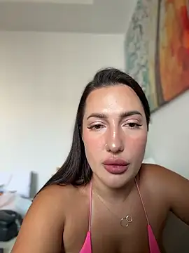 Snapshot of AleksandraRich chatting on January 14, 2026, 2:04 am AleksandraRich online show from January 14, 2026, 2:04 am