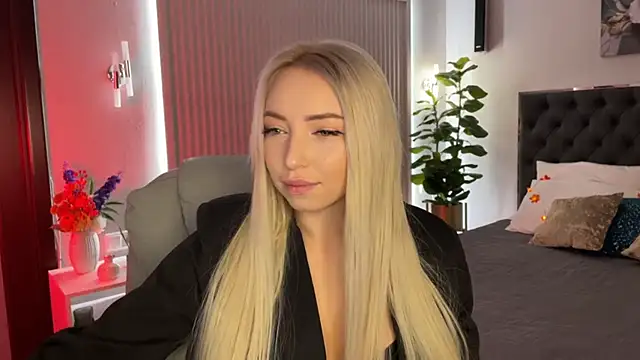 OhMyEmma online show from October 16, 2025, 1:25 am