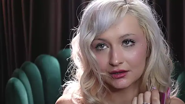 SunnyGlow online show from March 11, 2025, 9:13 am