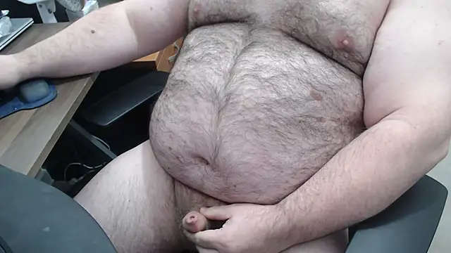 SmallBearUK online show from January 15, 2026, 9:34 am