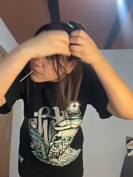 roldanmary online show from October 12, 2025, 4:14 am