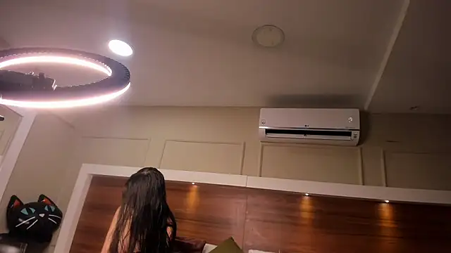 AriadnaHarper online show from April 2, 2026, 11:17 am