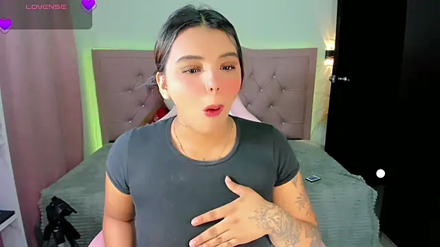 Ashley dolll online show from February 27, 2026, 9:03 pm