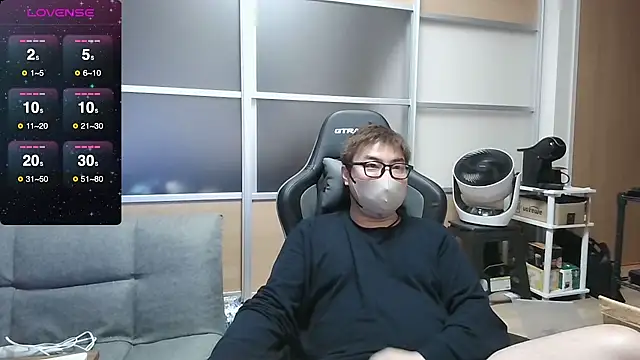 donkey 0628 online show from March 12, 2025, 1:40 pm