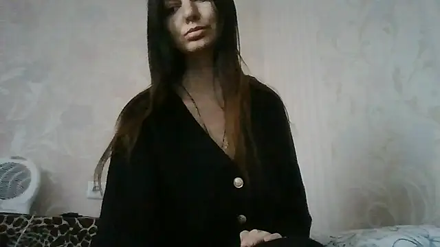 AliseWats online show from November 16, 2025, 12:21 pm