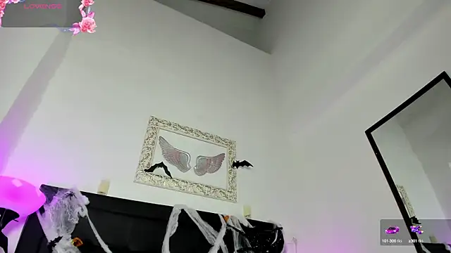 Lola Blondie online show from October 10, 2025, 12:06 pm