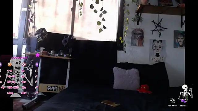 420mussa online show from October 6, 2025, 5:24 pm