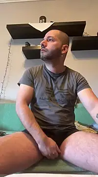 Norbesz34 online show from March 7, 2025, 8:13 am