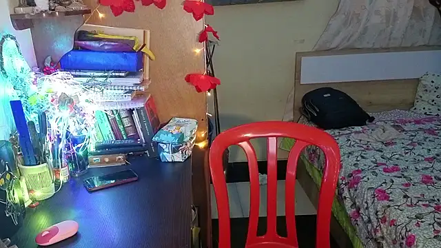 Snapshot of ValkaBlue chatting on March 4, 2026, 3:58 am ValkaBlue online show from March 4, 2026, 3:58 am