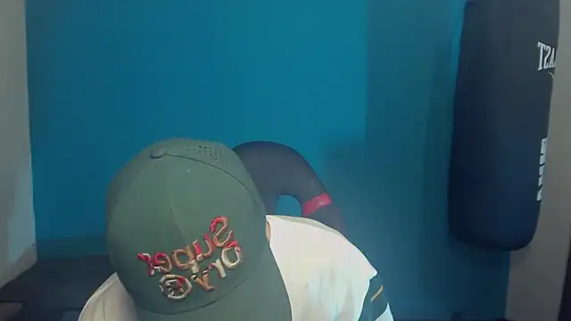 Snapshot of Burperking420_ chatting on October 6, 2025, 8:42 pm Burperking420 online show from October 6, 2025, 8:42 pm