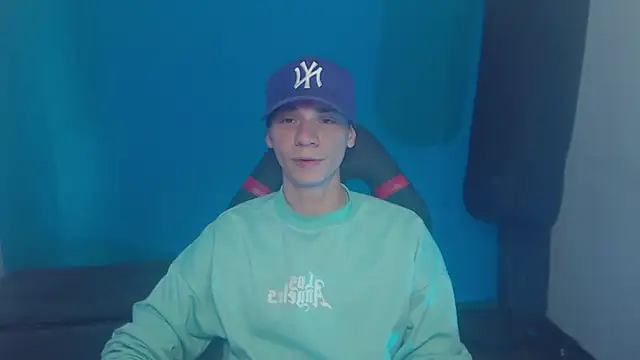 Snapshot of Burperking420_ chatting on March 12, 2025, 8:52 pm Burperking420 online show from March 12, 2025, 8:52 pm