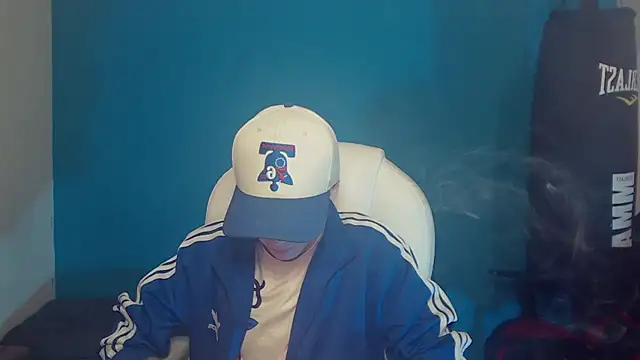 Snapshot of Burperking420_ chatting on October 21, 2025, 9:58 pm Burperking420 online show from October 21, 2025, 9:58 pm