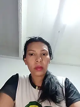 DaphneRosses online show from June 1, 2026, 11:54 am