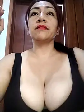 Snapshot of Carlasm- chatting on October 27, 2025, 7:59 pm Carlasm- online show from October 27, 2025, 7:59 pm