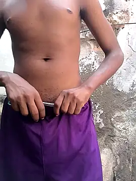 2BigBlacxxx online show from February 21, 2026, 12:40 pm