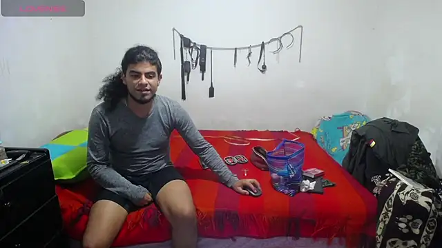 freyaa sorcerees online show from March 22, 2025, 7:36 am