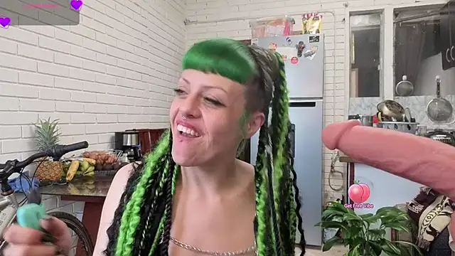 freyaa sorcerees online show from September 18, 2025, 6:22 pm