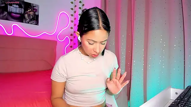 Vickysth online show from March 11, 2026, 10:59 pm