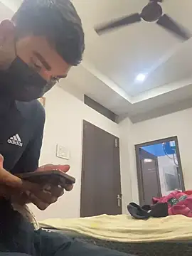 Hotswetie online show from March 20, 2025, 2:42 pm