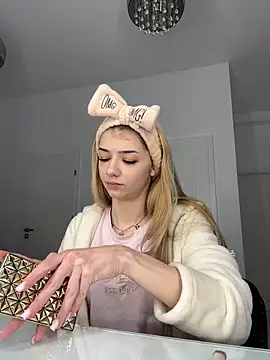 Barbie69Doll online show from March 20, 2025, 5:35 am