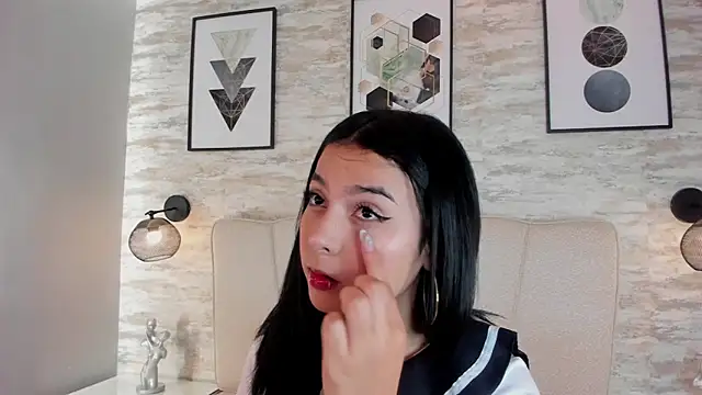 Snapshot of kanna_02 chatting on October 29, 2025, 10:25 am kanna 02 online show from October 29, 2025, 10:25 am