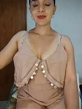 hotsexass online show from September 15, 2025, 9:15 pm