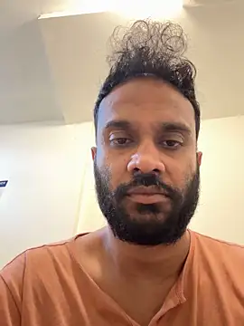 hami513 online show from October 19, 2025, 5:26 pm