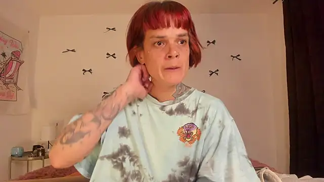 Alessamoth online show from June 20, 2026, 11:43 pm